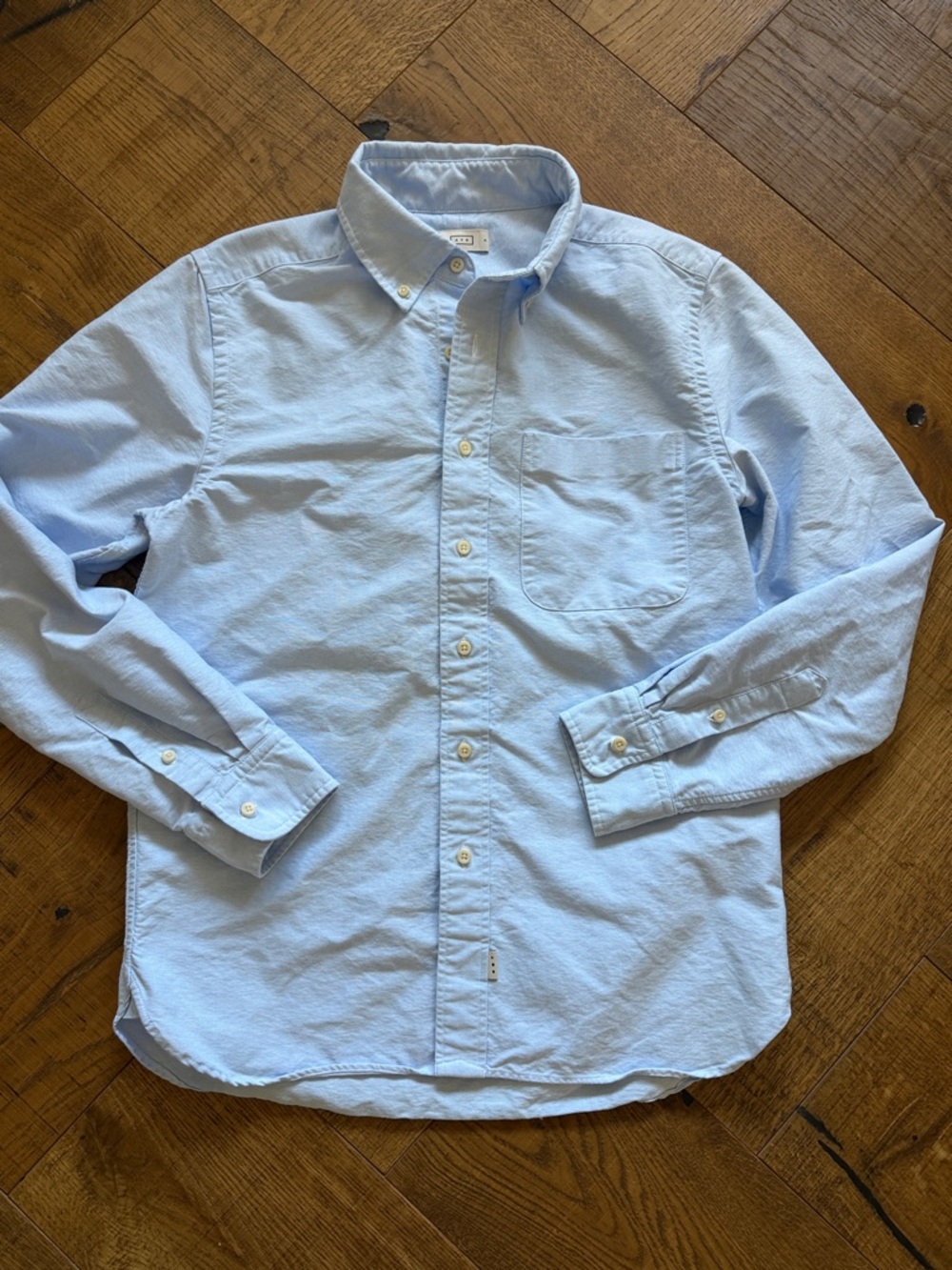 AYR blue oxford long sleeve button down top, small